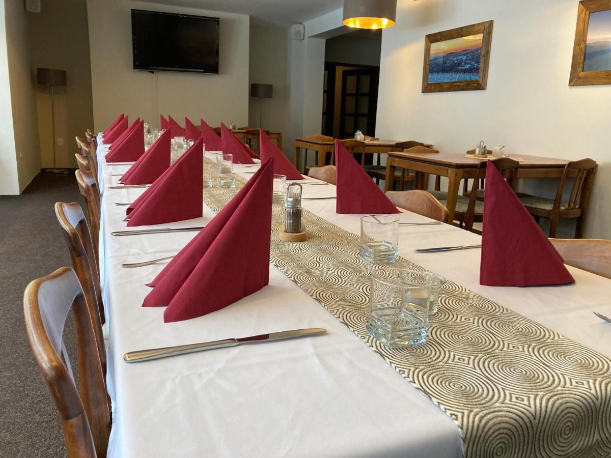 Hotel Stary Mlyn Jeseník Eksteriør billede